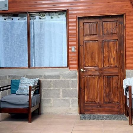 Casita Happy Feet And Tours Corcovado Ξενοδοχείο Drakes Bay Εξωτερικό φωτογραφία