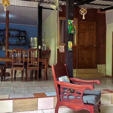 Casita Happy Feet And Tours Corcovado Ξενοδοχείο Drakes Bay Εξωτερικό φωτογραφία