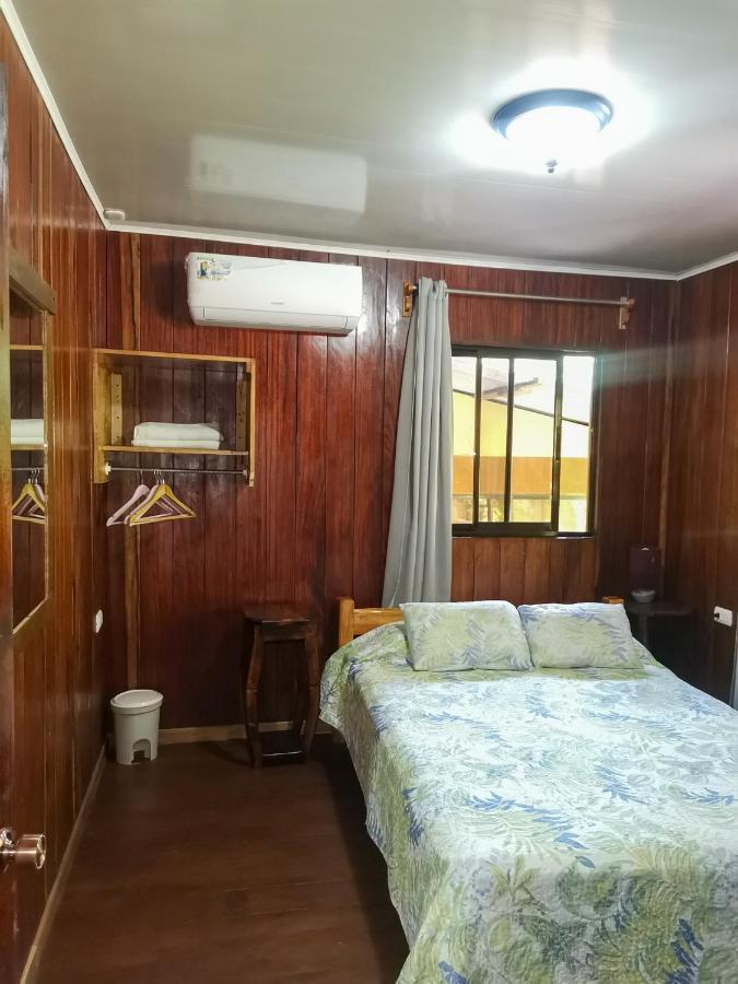 Casita Happy Feet And Tours Corcovado Ξενοδοχείο Drakes Bay Εξωτερικό φωτογραφία