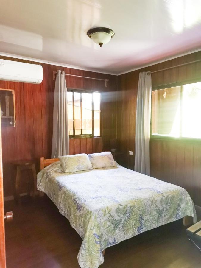 Casita Happy Feet And Tours Corcovado Ξενοδοχείο Drakes Bay Εξωτερικό φωτογραφία
