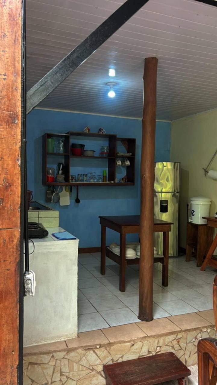 Casita Happy Feet And Tours Corcovado Ξενοδοχείο Drakes Bay Εξωτερικό φωτογραφία