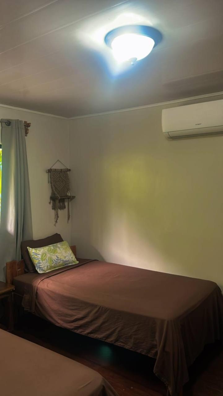 Casita Happy Feet And Tours Corcovado Ξενοδοχείο Drakes Bay Εξωτερικό φωτογραφία
